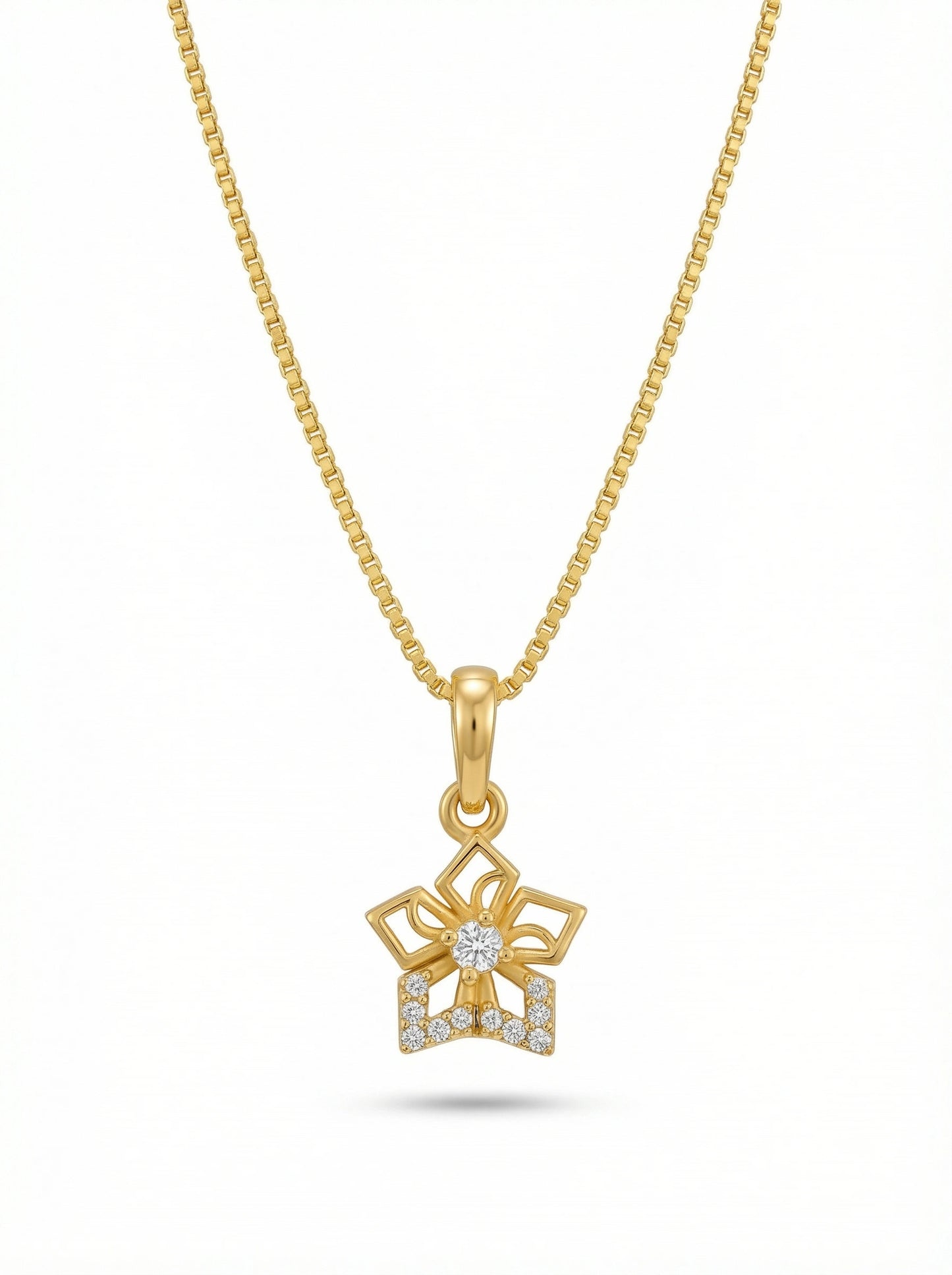 18k gold plated necklace with a star-shaped pendant on a white background